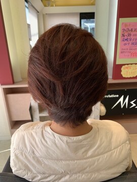 ミズグラート(Ms. grato) 60代のレッド系カラー