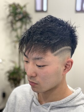 メンズヘアーリアム(Men's Hair LiaM) ツイストスキンフェード