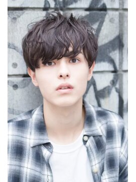 ケアリー 武蔵小杉(Carelly) メンズアップバング×束感マッシュ