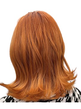 メルト(MELT) ダブルカラー　オレンジ系カラー　ペールオレンジカラー