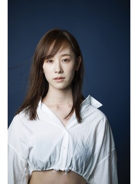 スノウ(SKNOW) SABFA photograph