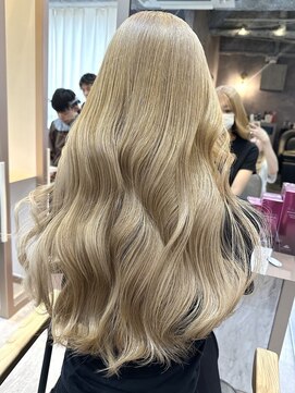 ラビス 浦和(Lovis) デザインカラー/レイヤーカット/ウェットヘア/夏のヘアアレンジ