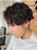 波巻きパーマセンターパートツイストパーマメンズマッシュパーマ