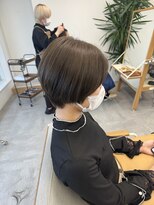 ブローチェラウカ(Broche lauka)&nbsp;マッシュショート×オリーブベージュ