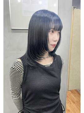 ジーナ(XENA) ブルーカラー×デザインカラー×渋谷