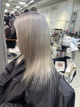 フォルテ 島田店 ホワイトシルバー