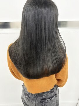 オー(OOO) オリーブグレージュ◯