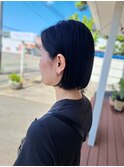 前髪なしのボブスタイル
