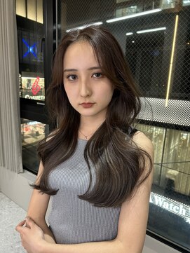 ボタン ハカタ(VOTAN hakata) センターパート／韓国ヘア/前髪なし