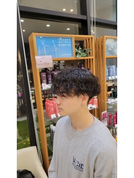 シャドウパーマ