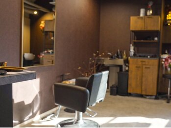 花鳥風月の写真/【元町徒歩2分】大人女性の為の上質空間で、髪も心も癒されるー。あなたの魅力を引き出すスタイル創りを◇