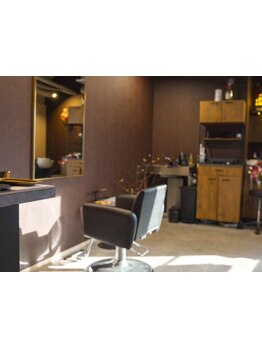 【元町徒歩2分】大人女性の為の上質空間で、髪も心も癒されるー。あなたの魅力を引き出すスタイル創りを◇