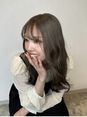 オリーブグレージュ　× 裾カラー