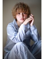 ラべリー 池袋(LOVELEY)&nbsp;切りっぱなしボブ  ハイトーンカラー　【池袋】