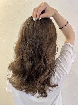 シルク(silk) ヌーディーベージュ