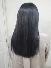 イル/カラーリング（アディクシー、イルミナカラーで染めるブリーチを使わない透明感カラー）