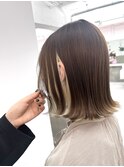 斜めバンググレージュカラーデザインカラーシルキーベージュ