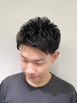 リバティシェアバーバー 銀座2nd(LIBERTY SHARE BARBER) ツーブロショート