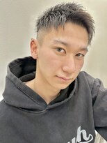 ロミーオム 本厚木(ROMMY. Homme)&nbsp;刈り上げ短髪アップバングショートビジネスメンズヘア
