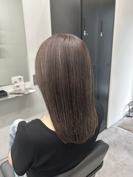 アルター(aL ter) ミディアム/レイヤーカット/ウェットヘア