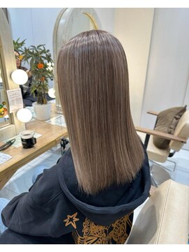 クレア本厚木(CREA) 王道 白髪ぼかし ハイライト