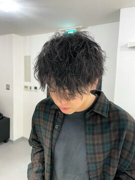 メンズサロン キング 梅田店(Men’s salon K!ng) 波巻きツイストスパイラルパーマ/フェザーパーマ/眉毛/メンズ