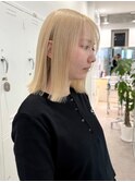 ダメージレスなブリーチカラーで作るブロンドカラー