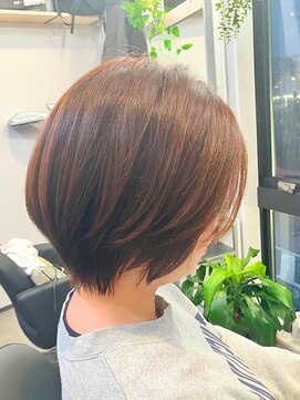 アイノ(AINO.) [シルエット◎]ショートレイヤー[茅ヶ崎駅/プライベートサロン]