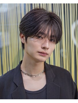 【透明感】儚い束感のシースルーバング・ソフトウルフ