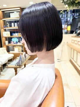 ネオリーブ クタ 町田店(Neolive kuta) 大人かわいいマッシュショート【ショート260205】