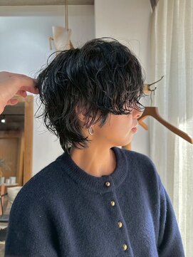 エー(a.) ショートパーマ