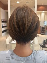 アール 滝ノ水店(#arl) 小顔効果前下がりレイヤーショートボブ