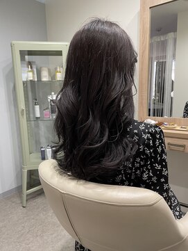 シンカ(shinka.) ブルーブラックカラー/トリートメント/ヘッドスパ