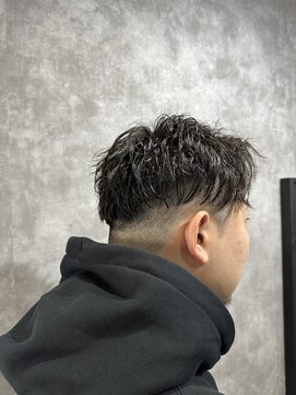 スピン 本八幡(SPIN) ベリーショート/ダークアッシュ/ニュアンスパーマ/韓国マッシュ