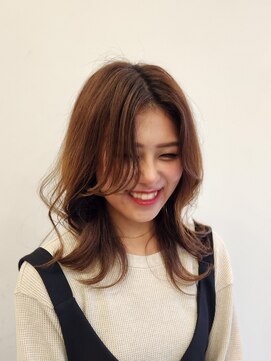 リラ(Lila) まとまりローレイヤー