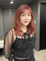 ジアン テラス(GIEN TERRASSE)&nbsp;顔まわりカット/レッドカラー/ダブルカラー