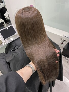 ミニムム バイ ヘアサロンリリ(minimum by hairsalon Re:li) グレーアッシュカラー