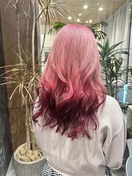 アニュー(A'nyu) ペールピンクからレッドグラデーション