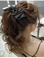 ヘアメイク ギャリス 北新地店(HAIR MAKE SALON Gallis)&nbsp;ポニーテール
