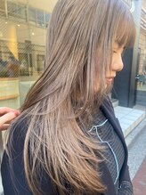 外国人のような透明感ヘアーが手に入る話題のイルミナカラー☆