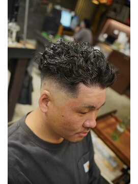 フォーコーナーズカットショップスリーセント 栄(FourCornersCutShop 3/cent) 極道パーマ