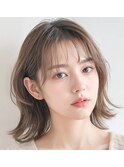 アディクシーカラーハイライトダブルカラーレイヤーカットボブ