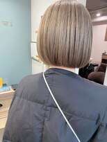 イルウィ(irwi)&nbsp;【門前仲町】ブリーチカラー　ブロンドベージュ　ボブ