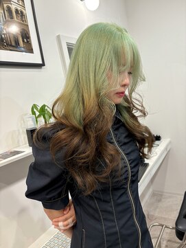 ヴィア 京都烏丸(Via) 10代20代/ミントグリーン／ルーツカラー/ハイトーン/ブリーチ