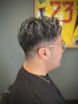 レオヘアワークス(LEO HAIR WORKS) ツイスパ シルバーメッシュ 新潟市メンズサロン バーバー