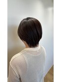 湿気でうねる髪改善！美髪酸性ストレートでつくる艶髪ショート