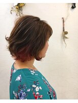 コミュニヘア(communi Hair)&nbsp;ピンクが可愛いショートヘア