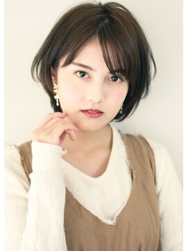 サーカス バイ ビュートリアム 青山(CIRCUS by BEAUTRIUM) ふんわりエアリーショートボブ
