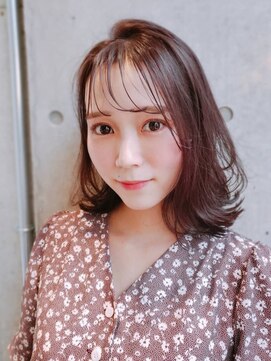 ディフィー 渋谷(defi) ナチュラルな外ハネミディ / シースルーバンク