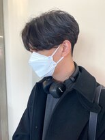 前下がり毛流れパーマ　センターパート